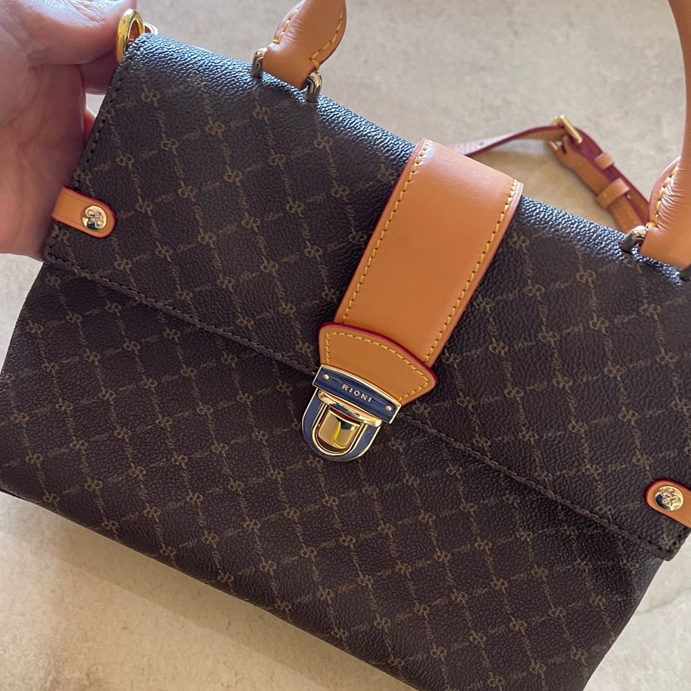 Rioni Cross Body Small New